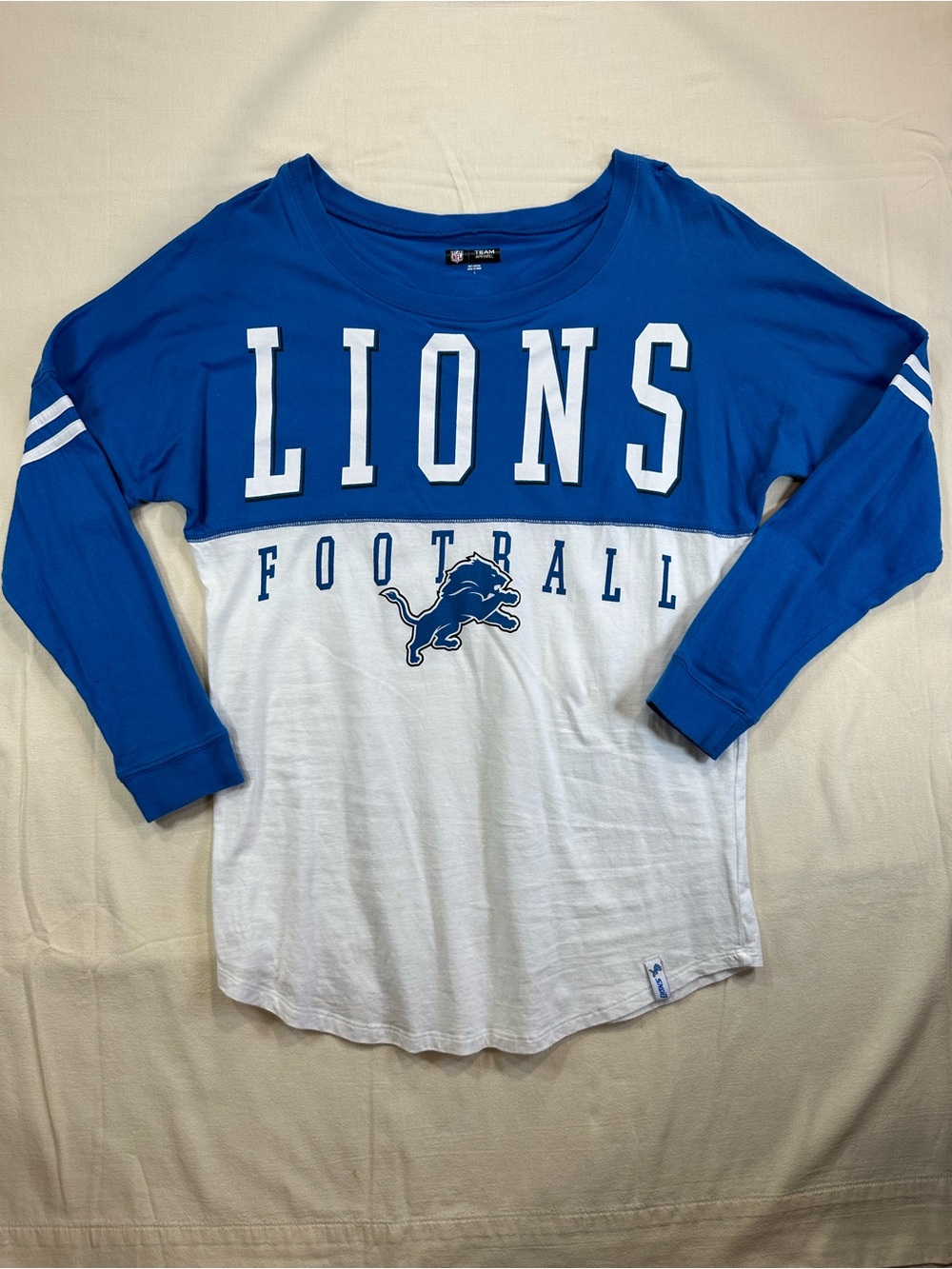 New Era Detroit Lions Women's Colorblock Graphic Gameday Football T-Shirt Size L